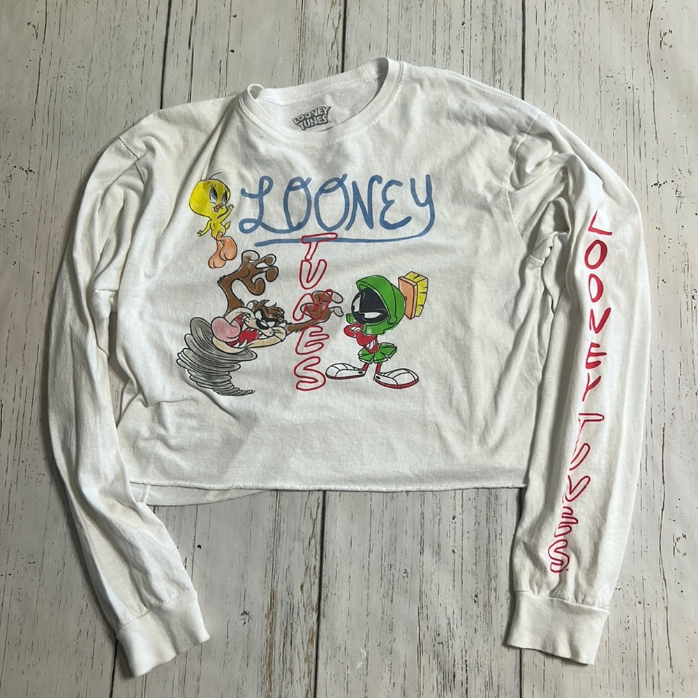 Looney tunes crop top long sleeve shirt